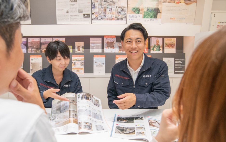 店舗内のお打ち合わせの様子